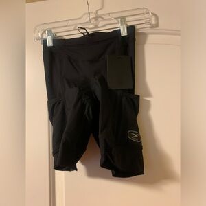 Sugoi piston 200 tri pocket bike shorts women’s size small